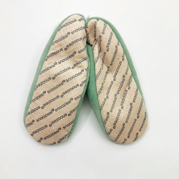 Snoozies Women's Slippers  If You Want Breakfast in Bed Sleep in Kitchen Med 7/8 - Picture 6 of 7